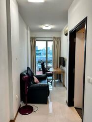 City Loft (D8), Apartment #577823411